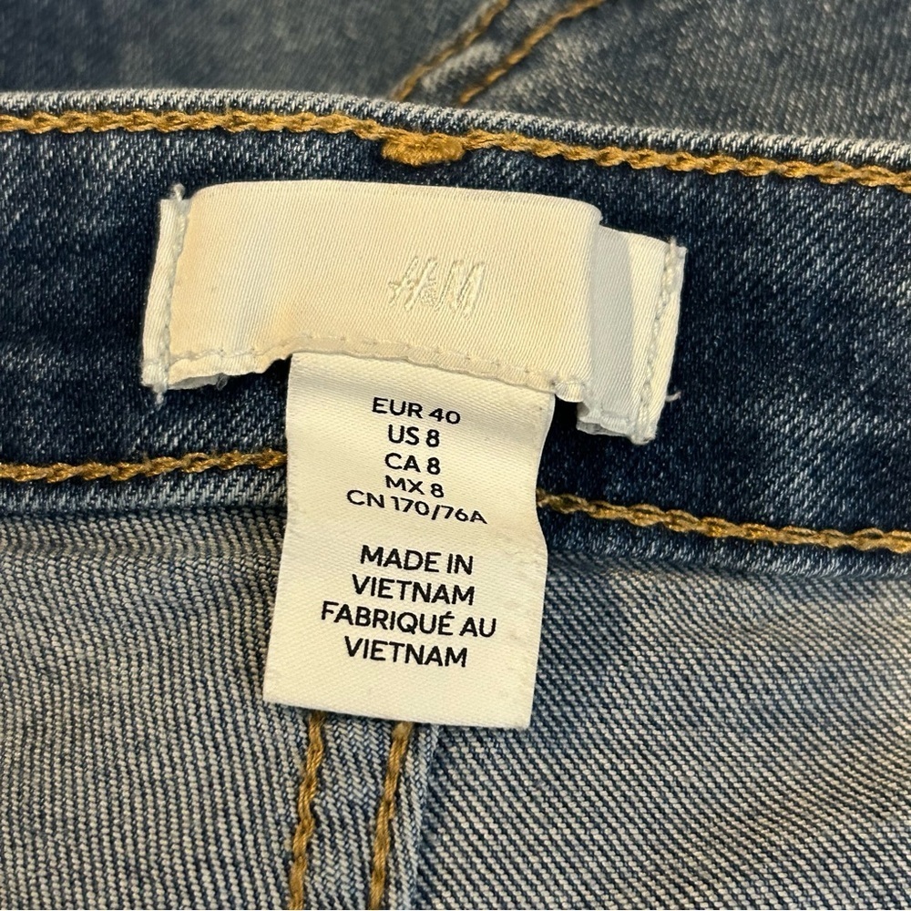 H&M Blue Denim Shorts Size 8 - Picture 5 of 6